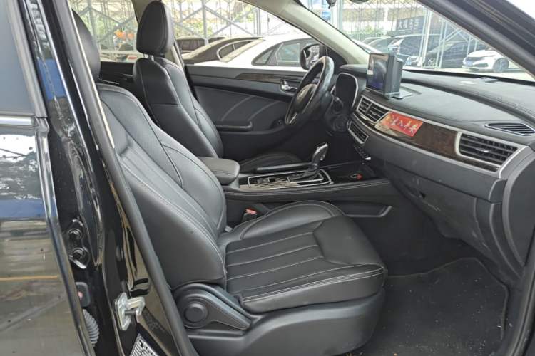Used Dongfeng Fengon 580 2020 1.5T CVT Luxury Edition Right Front Seat