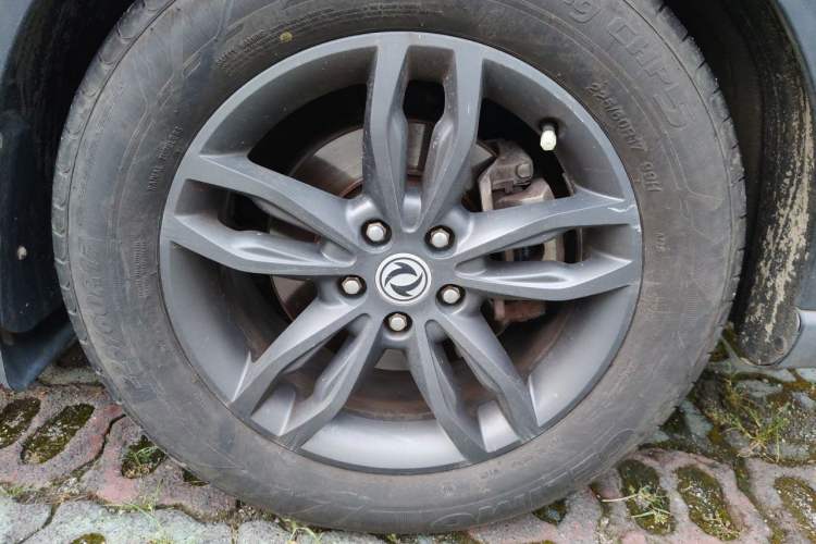 Used Dongfeng Fengon 580 2020 1.5T CVT Luxury Edition Right Front Wheel Hub