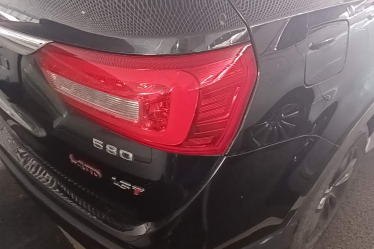 Used Dongfeng Fengon 580 2020 1.5T CVT Luxury Edition Right Rear Taillight