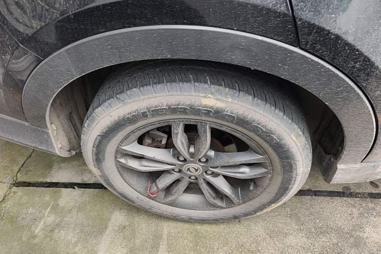 Used Dongfeng Fengon 580 2020 1.5T CVT Luxury Edition Right Rear Wheel Hub