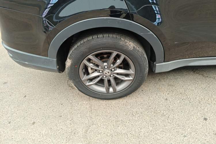 Used Dongfeng Fengon 580 2020 1.5T Manual Luxury Version Right Rear Wheel Hub