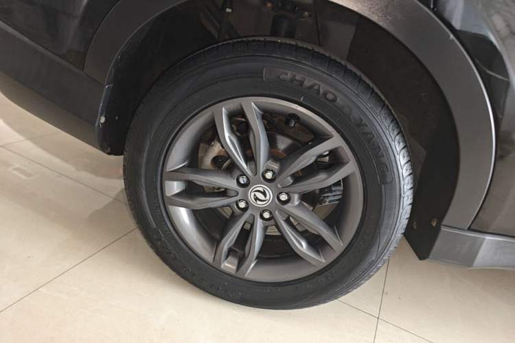 Used Dongfeng Fengon 580 2020 1.5T CVT Luxury Edition Right Rear Wheel Hub