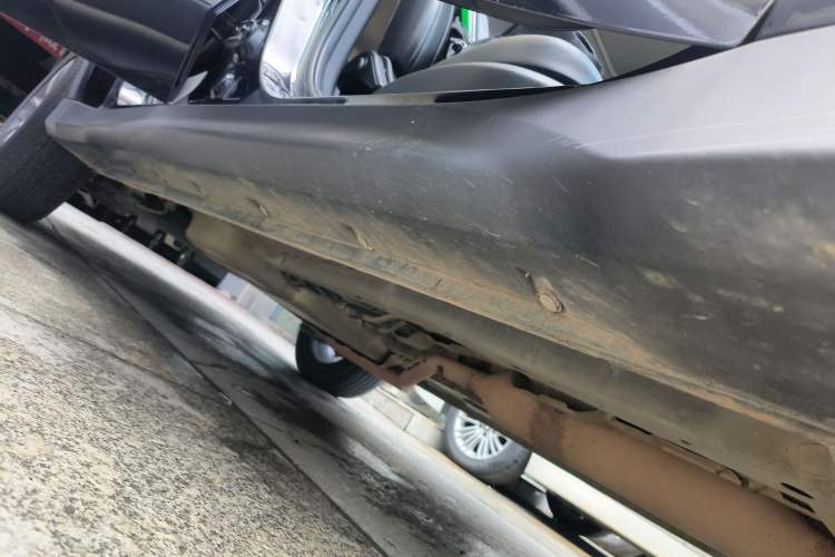 Used Dongfeng Fengon 580 2020 1.5T CVT Luxury Edition Right Side Sill