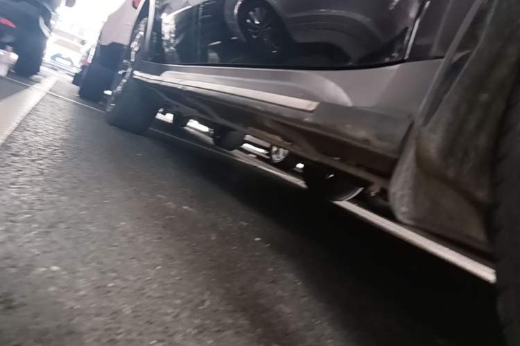 Used Dongfeng Fengon 580 2020 1.5T CVT Luxury Edition Right Side Sill