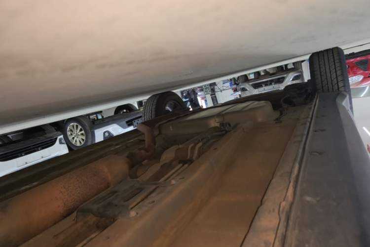 Used Dongfeng Fengon 580 2020 1.5T CVT Luxury Edition Right Side Sill