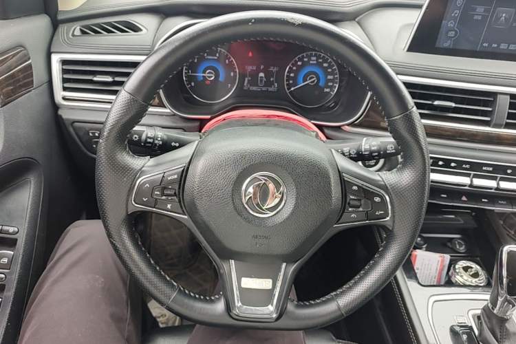 Used Dongfeng Fengon 580 2020 1.5T CVT Luxury Edition Steering Wheel