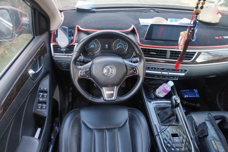 Used Dongfeng Fengon 580 2020 1.5T Manual Luxury Version Steering Wheel