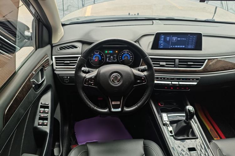 Used Dongfeng Fengon 580 2020 1.5T Manual Luxury Version Steering Wheel