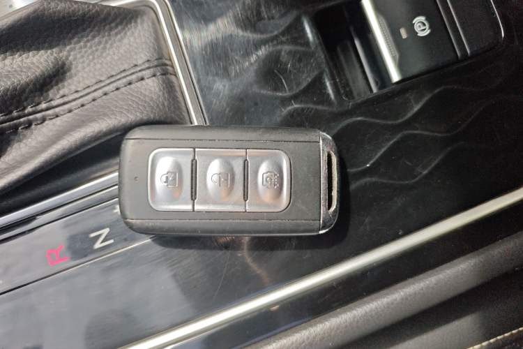 Used Dongfeng Fengon 580 2020 1.5T CVT Luxury Edition Vehicle Key