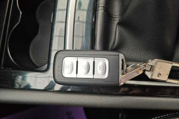 Used Dongfeng Fengon 580 2020 1.5T Manual Luxury Version Vehicle Key