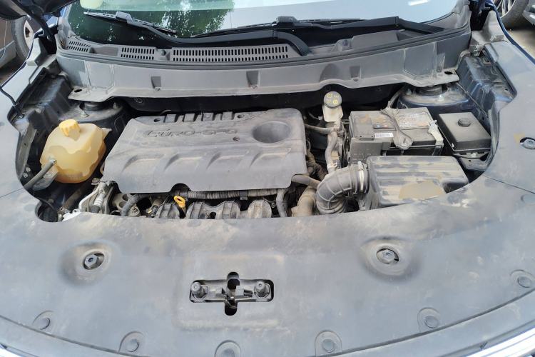 Used Dongfeng Fengon 580 2020 1.8L Manual Comfort Model Engine Bay
