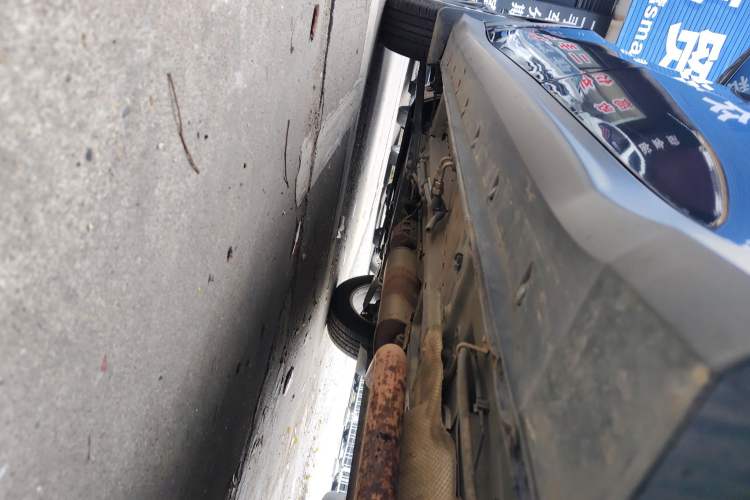 Used Dongfeng Fengon 580 2020 1.8L Manual Comfort Model Left Side Sill
