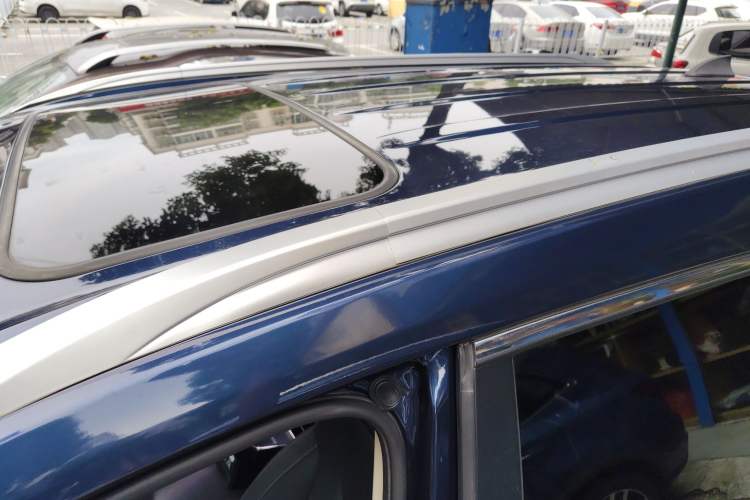 Used Dongfeng Fengon 580 2020 1.8L Manual Comfort Model Roof