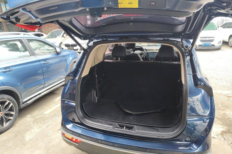 Used Dongfeng Fengon 580 2020 1.8L Manual Comfort Model Trunk
