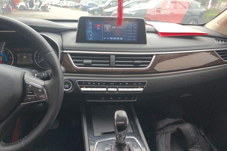 Used Dongfeng Fengon 580 2020 1.5T CVT Luxury Edition Audio And AC Panel