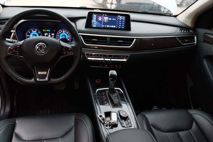 Used Dongfeng Fengon 580 2020 1.5T CVT Luxury Edition Audio And AC Panel