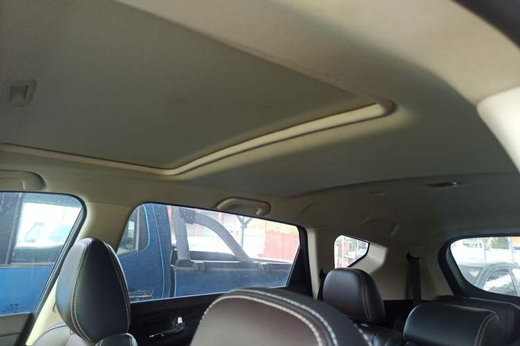 Used Dongfeng Fengon 580 2020 1.5T CVT Luxury Edition Headliner
