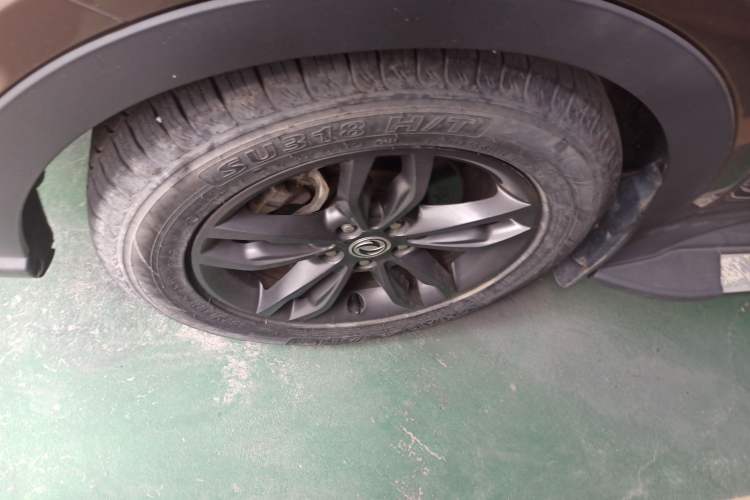 Used Dongfeng Fengon 580 2020 1.5T CVT Luxury Edition Left Front Wheel Hub