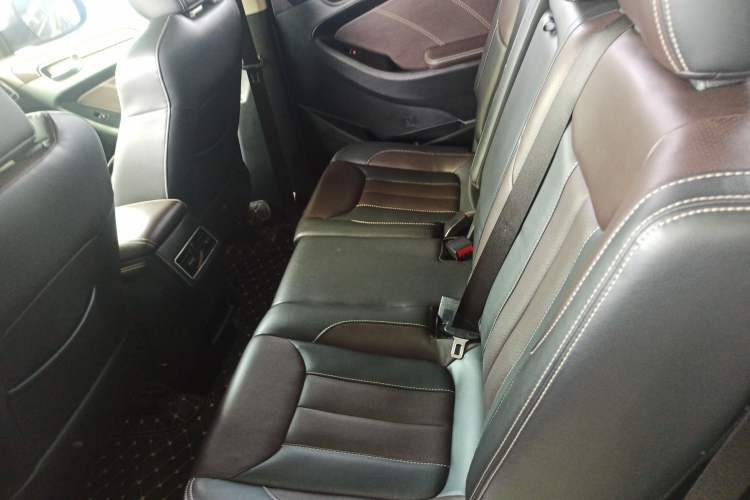 Used Dongfeng Fengon 580 2020 1.5T CVT Luxury Edition Left Rear Seat