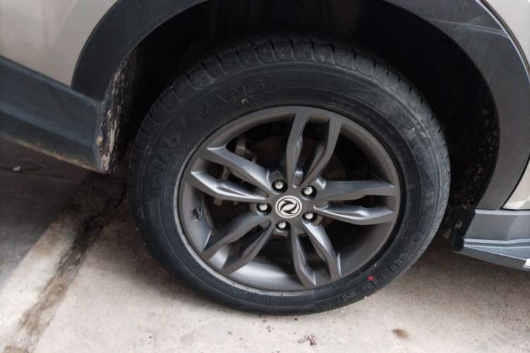 Used Dongfeng Fengon 580 2020 1.5T CVT Luxury Edition Right Rear Wheel Hub