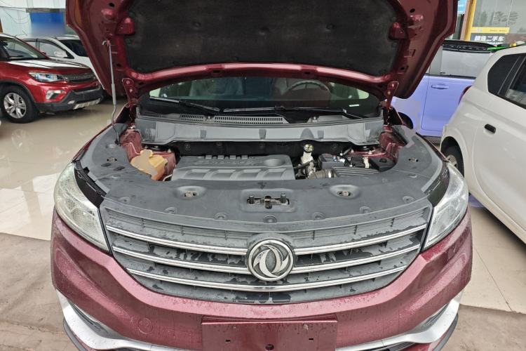 Used Dongfeng Fengon 580 2020 1.8L Manual Comfort Model Engine Bay