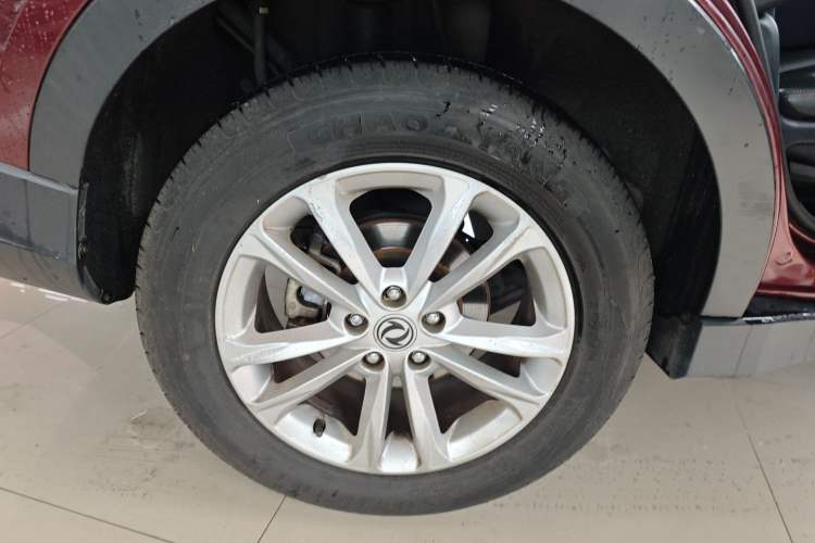 Used Dongfeng Fengon 580 2020 1.8L Manual Comfort Model Right Rear Wheel Hub