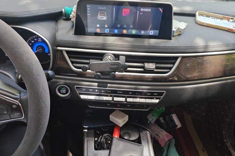 Used Dongfeng Fengon 580 2020 1.5T Manual Luxury Version Audio And AC Panel