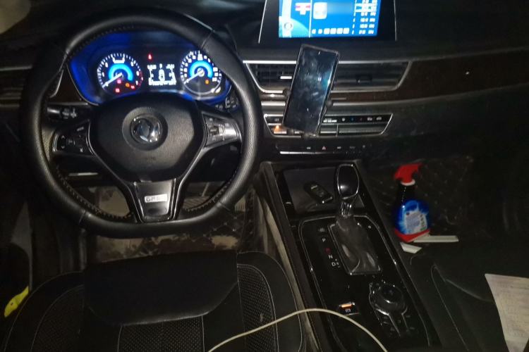 Used Dongfeng Fengon 580 2020 1.5T CVT Luxury Edition Center Console