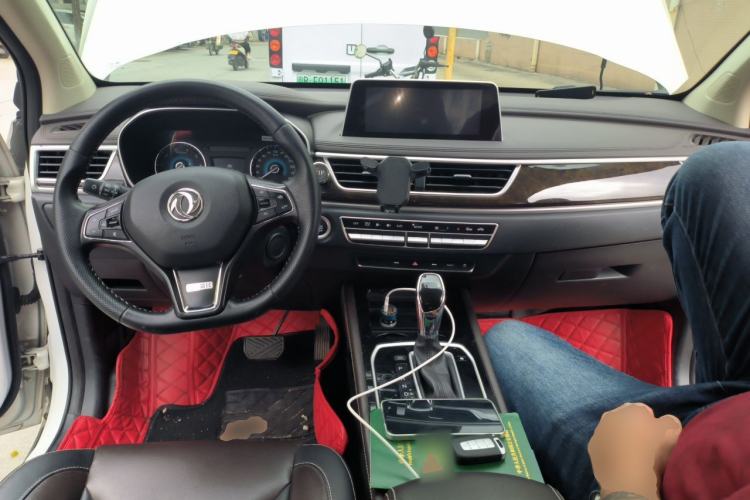 Used Dongfeng Fengon 580 2020 1.5T CVT Luxury Edition Center Console