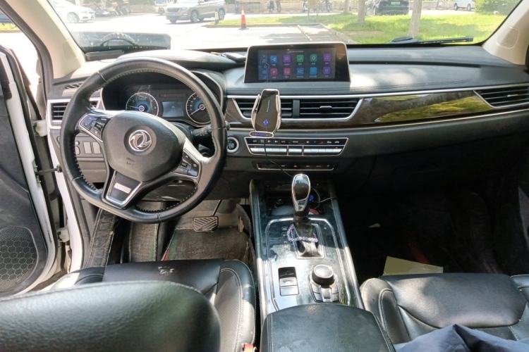 Used Dongfeng Fengon 580 2020 1.5T CVT Luxury Edition Center Console