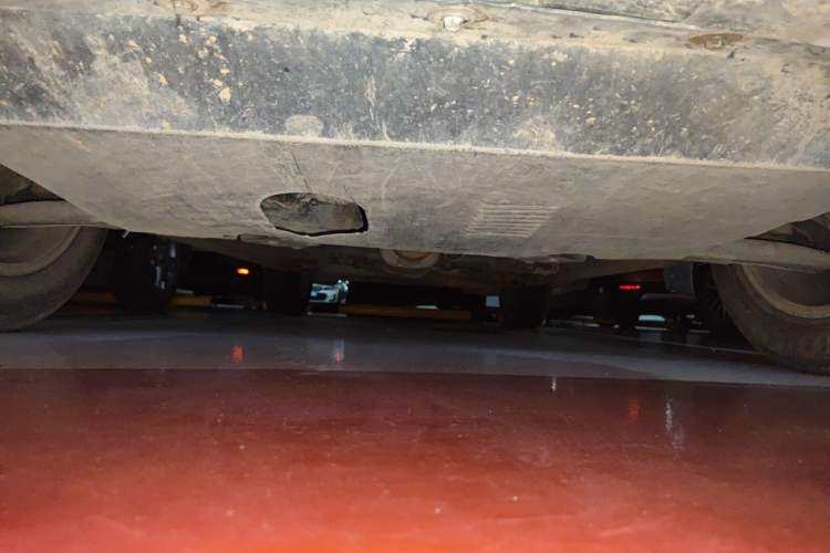 Used Dongfeng Fengon 580 2020 1.8L Manual Comfort Model Chassis Front