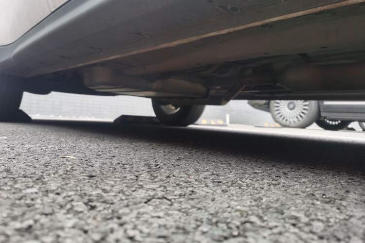 Used Dongfeng Fengon 580 2020 1.5T CVT Luxury Edition Chassis Front Right
