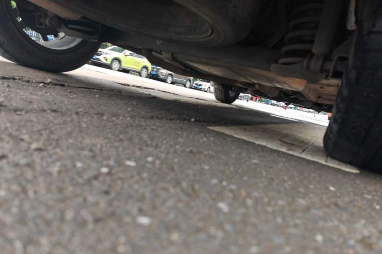 Used Dongfeng Fengon 580 2020 1.5T CVT Luxury Edition Chassis Rear Right