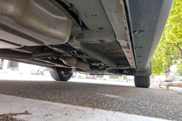 Used Dongfeng Fengon 580 2020 1.5T CVT Luxury Edition Chassis Rear Right