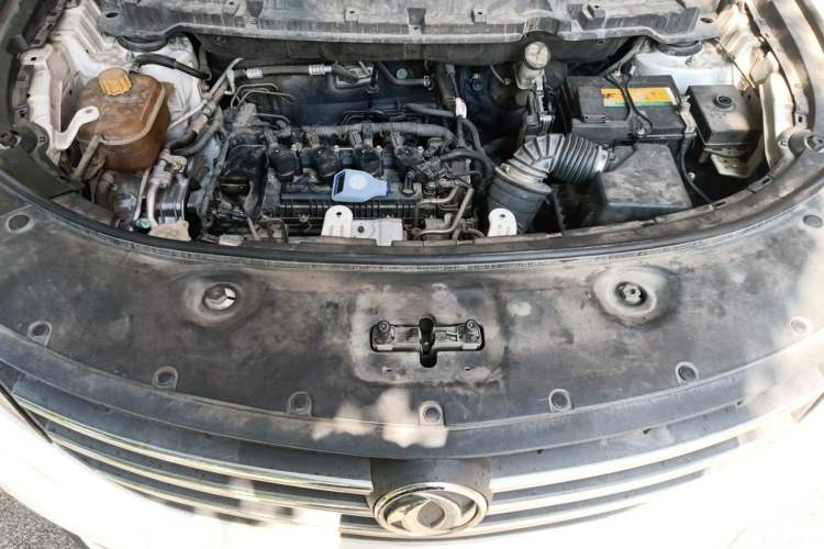 Used Dongfeng Fengon 580 2020 1.5T CVT Luxury Edition Engine Bay
