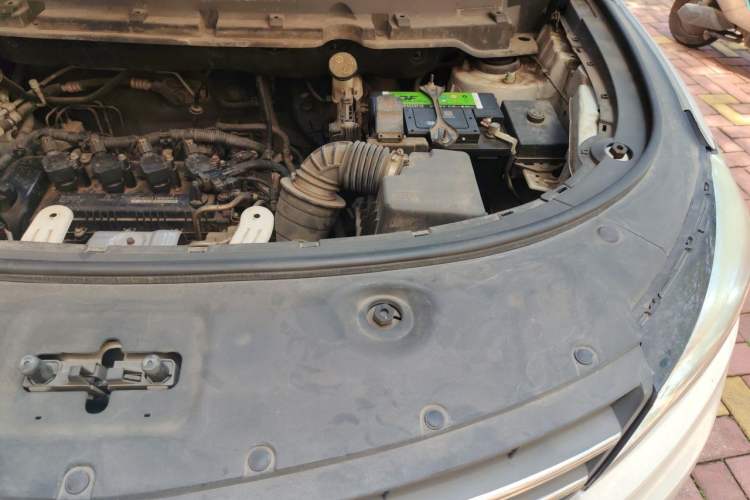 Used Dongfeng Fengon 580 2020 1.5T CVT Luxury Edition Engine Bay Left