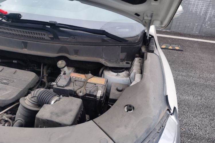 Used Dongfeng Fengon 580 2020 1.5T CVT Luxury Edition Engine Bay Left