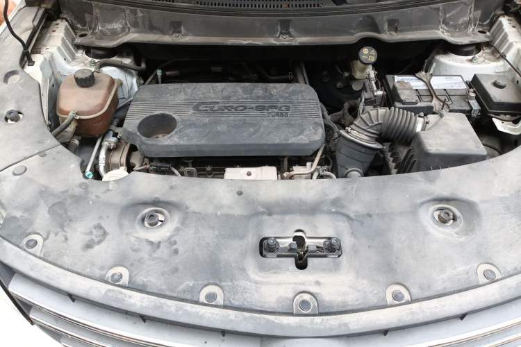Used Dongfeng Fengon 580 2020 1.5T CVT Luxury Edition Engine Bay