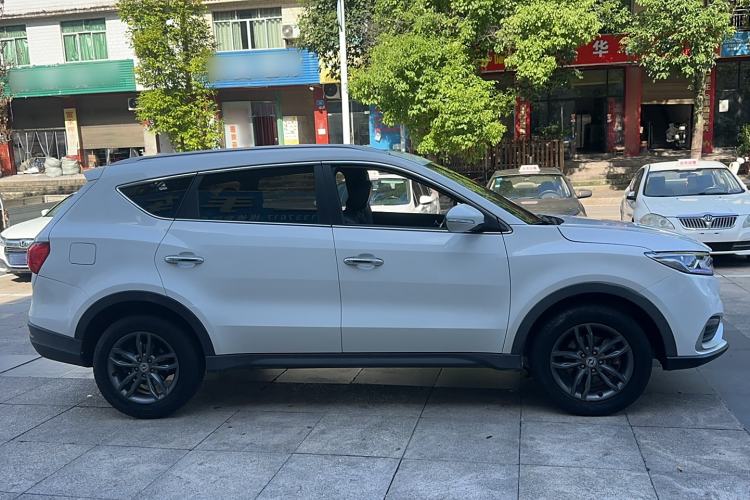 Used Dongfeng Fengon 580 2020 1.5T CVT Luxury Edition Exterior 2