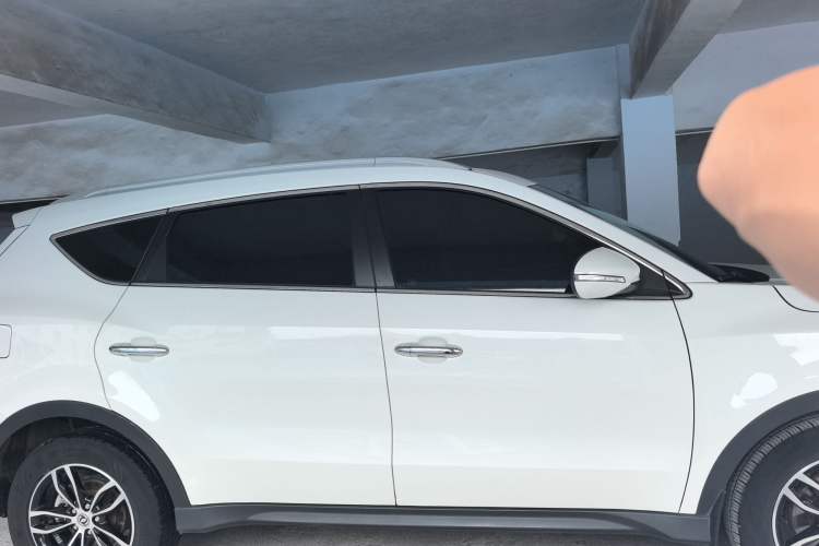 Used Dongfeng Fengon 580 2020 1.5T CVT Luxury Edition Exterior 3