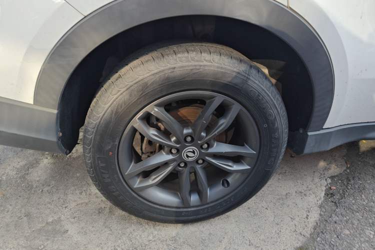 Used Dongfeng Fengon 580 2020 1.5T Manual Luxury Version Exterior 5