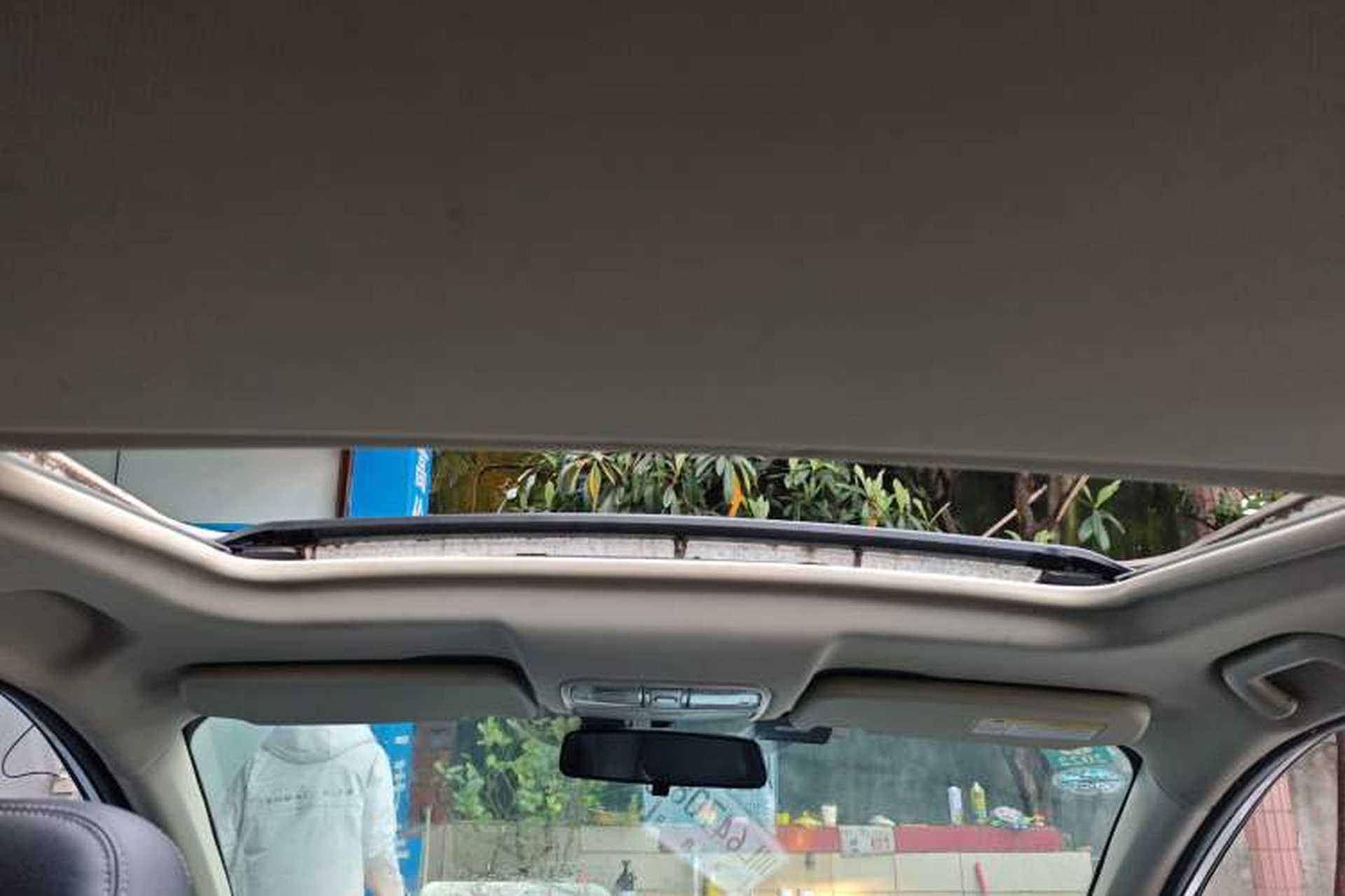 Used Dongfeng Fengon 580 2020 1.5T Manual Luxury Version Headliner