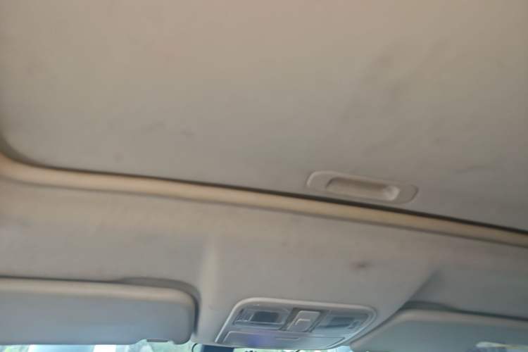 Used Dongfeng Fengon 580 2020 1.5T Manual Luxury Version Headliner