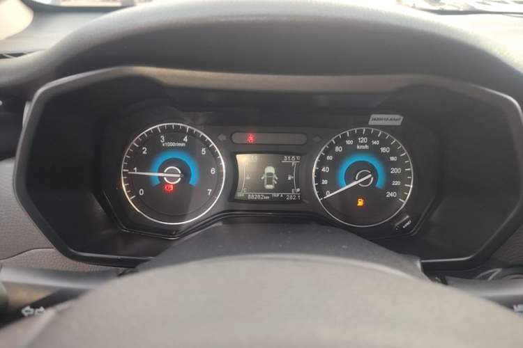 Used Dongfeng Fengon 580 2020 1.8L Manual Comfort Model Instrument Cluster