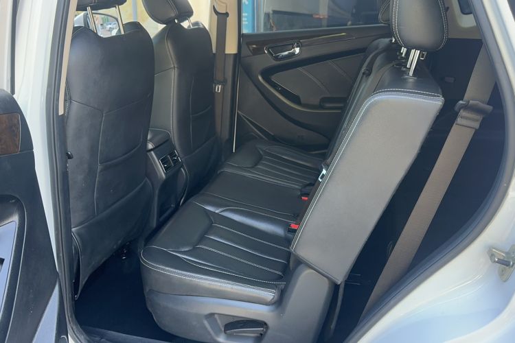 Used Dongfeng Fengon 580 2020 1.5T CVT Luxury Edition Interior 1
