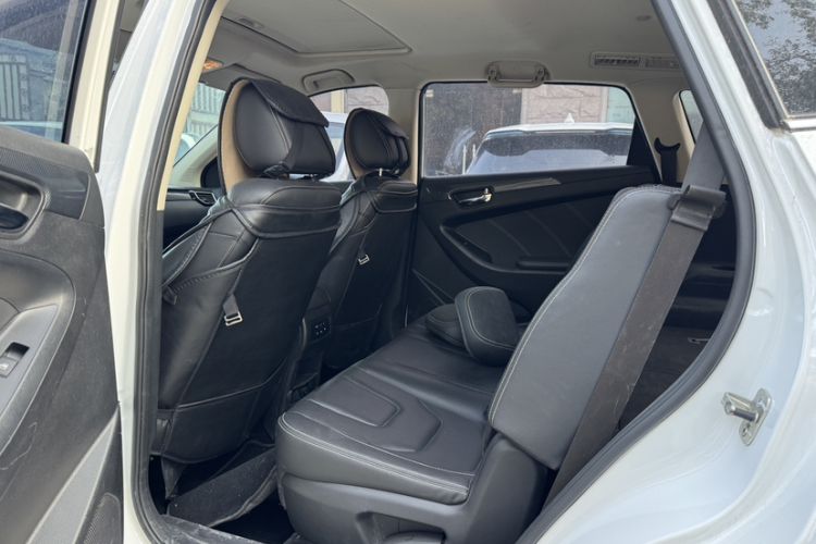 Used Dongfeng Fengon 580 2020 1.8L Manual Comfort Model Interior 3