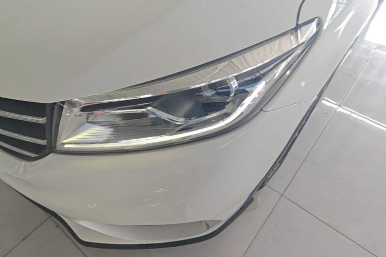 Used Dongfeng Fengon 580 2020 1.5T CVT Luxury Edition Left Front Headlight