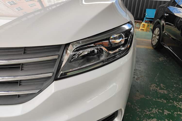 Used Dongfeng Fengon 580 2020 1.8L Manual Comfort Model Left Front Headlight