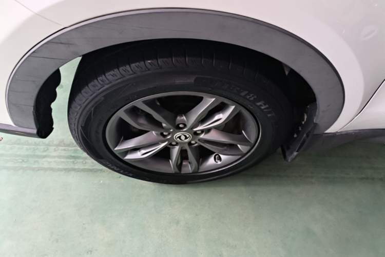 Used Dongfeng Fengon 580 2020 1.5T CVT Luxury Edition Left Front Wheel Hub