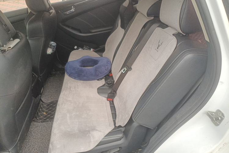 Used Dongfeng Fengon 580 2020 1.5T Manual Luxury Version Left Rear Seat